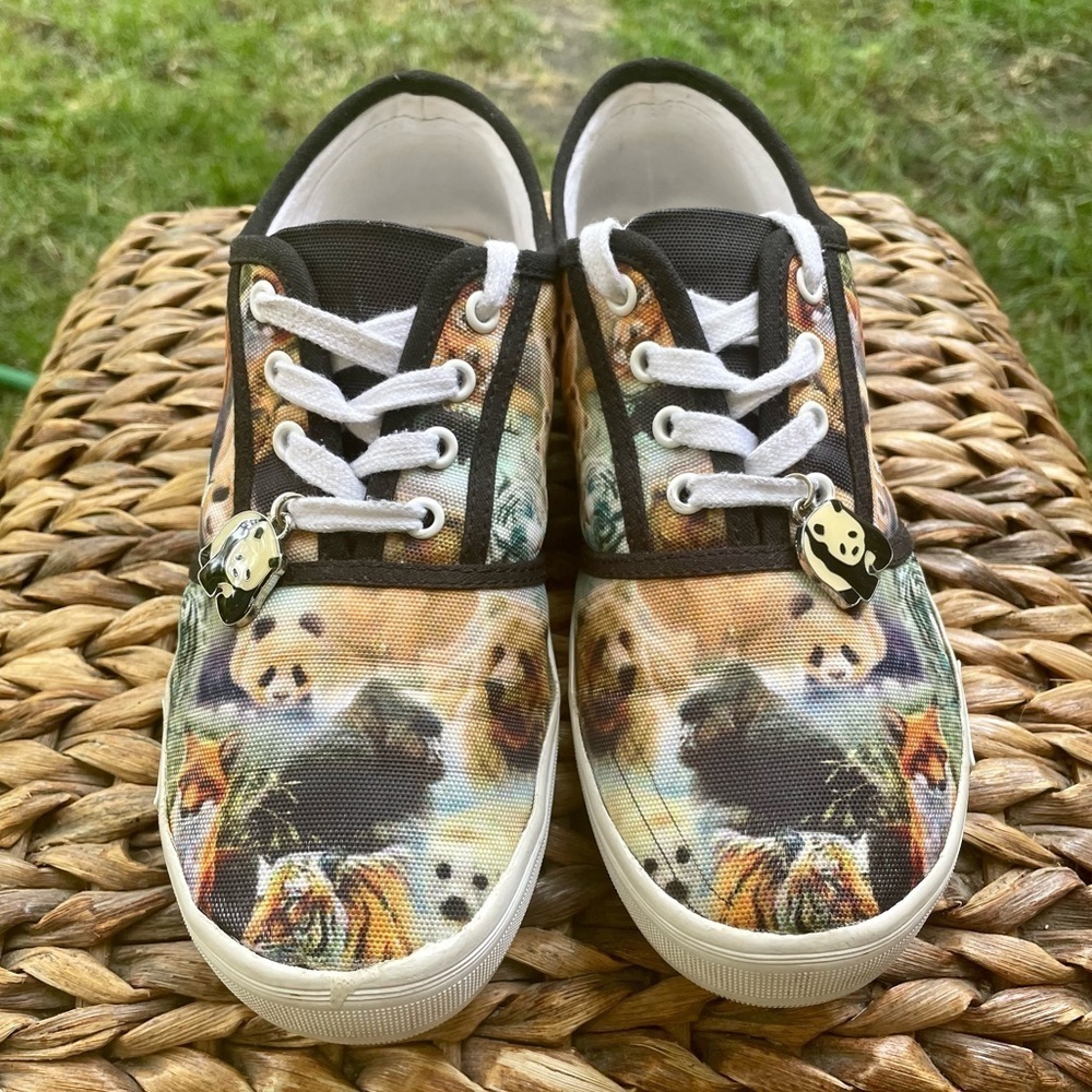 Wearable Wildlife Art Of John Seerey-Lester Canvas Bradford Exchange Sneakers